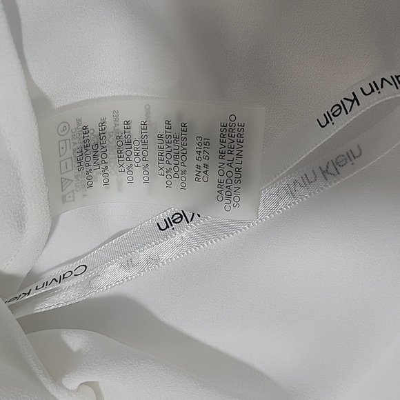 Calvin Klein White Large Shirt for Women with buttons and long sleeves - Picture 8 of 8